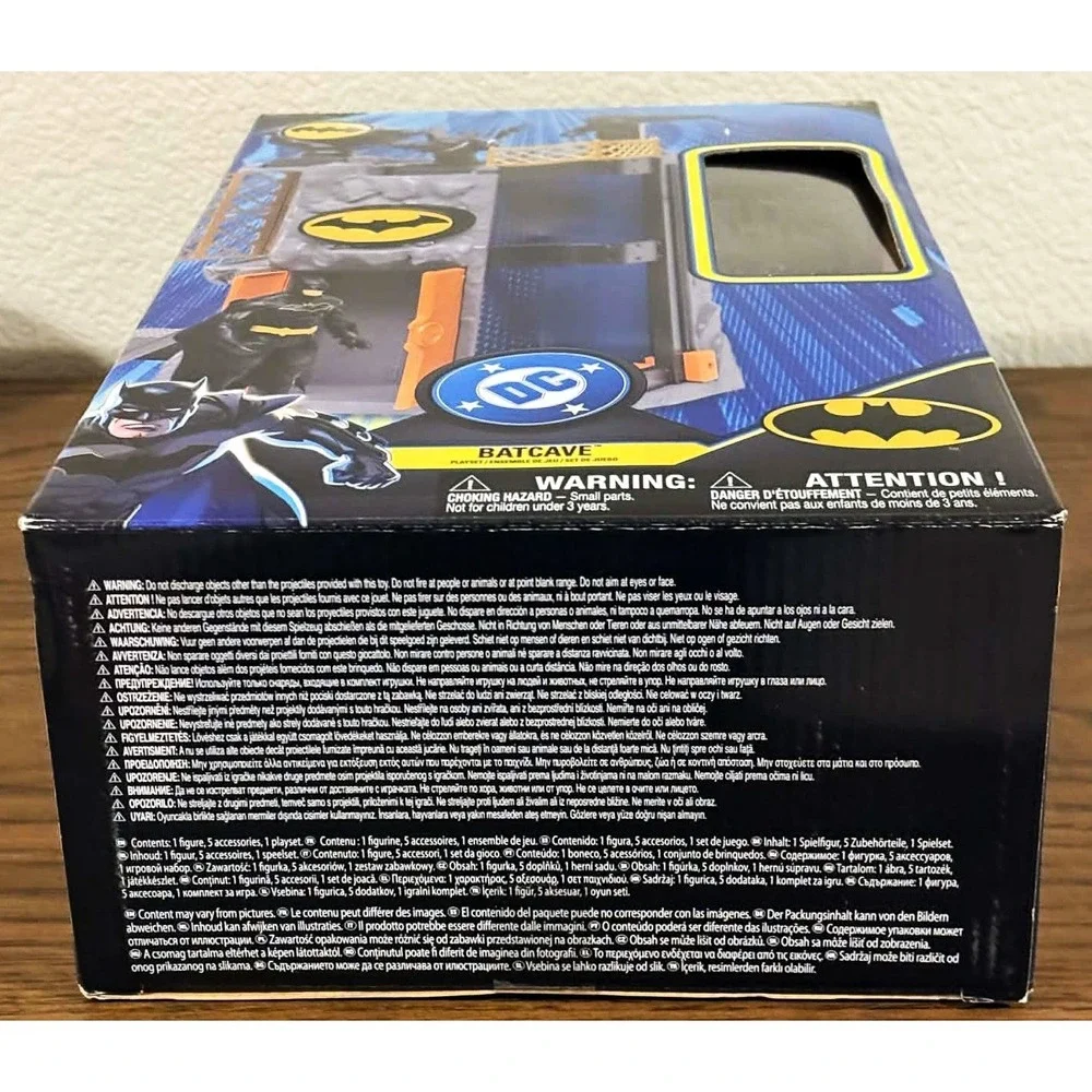 Spin Master DC Comics Batman Batcave Playset with Batman Action Figure NEW